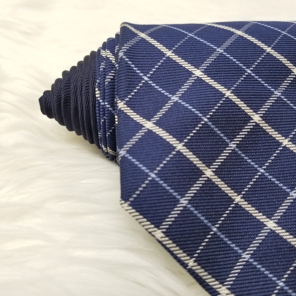 *SOLD* Tommy Hilfiger Navy Blue & White Plaid Checked Silk Neck Tie Classic - Picture 2 of 4